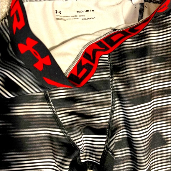 Under Armour, Youth boys compression pants, like new - Picture 3 of 3
